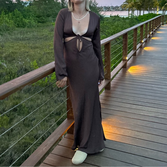 Silk brown dress - Picture 2 of 6